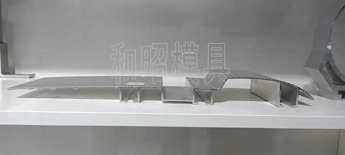 工業(yè)型材6.jpg