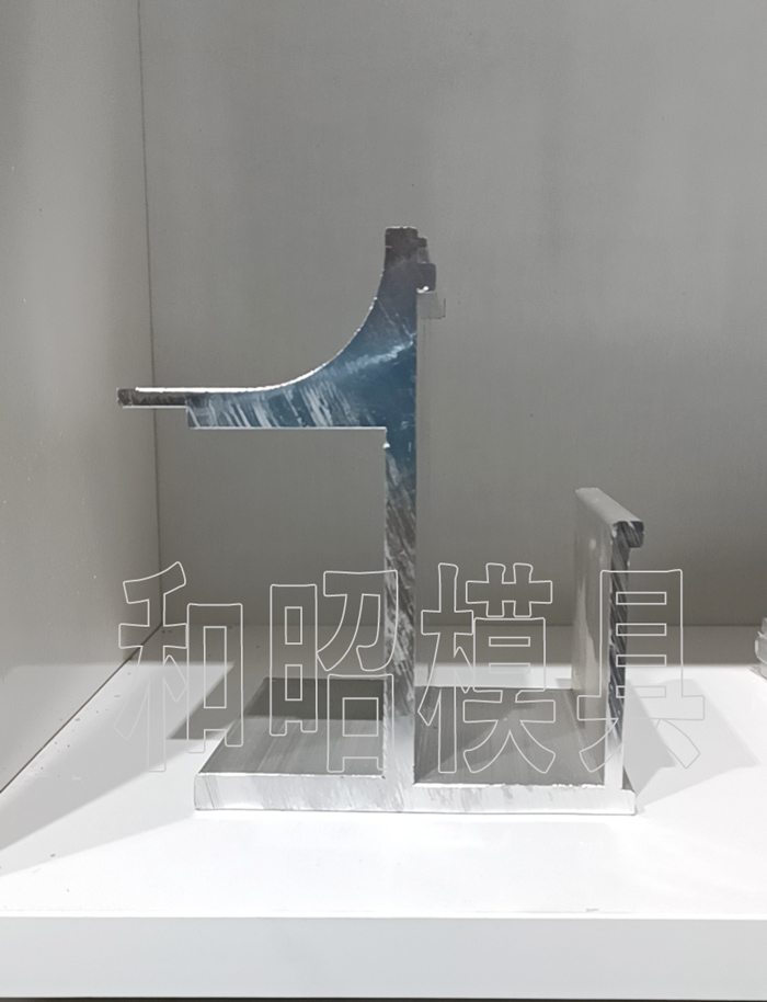 工業(yè)型材7.jpg
